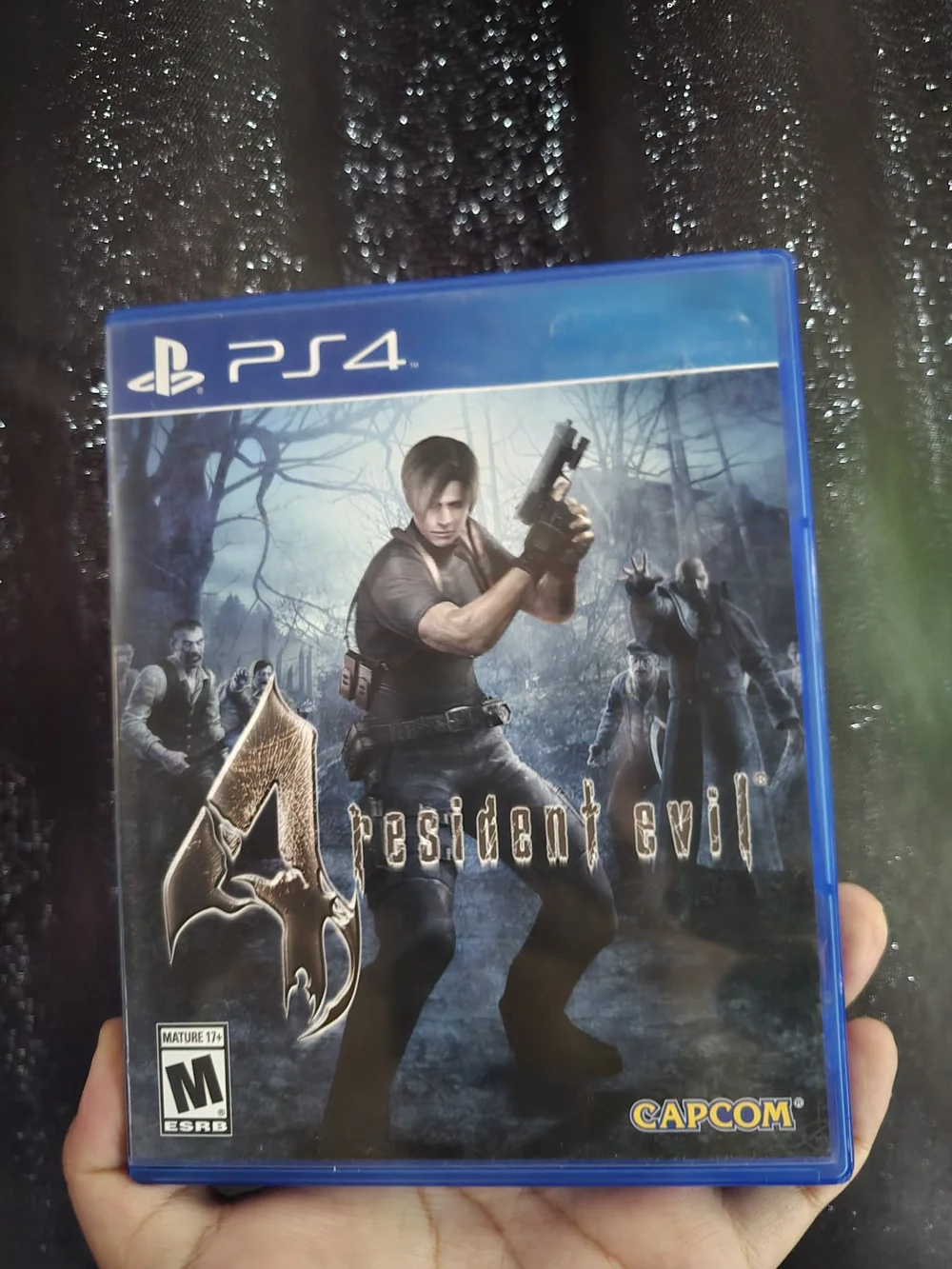 Resident Evil 4 (PS4) - Blue Case